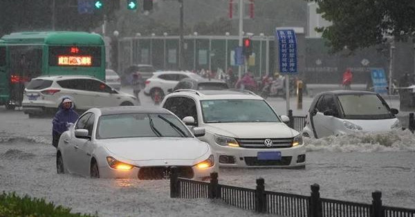 河南特大暴雨：这里为何成为全国强降雨中心？